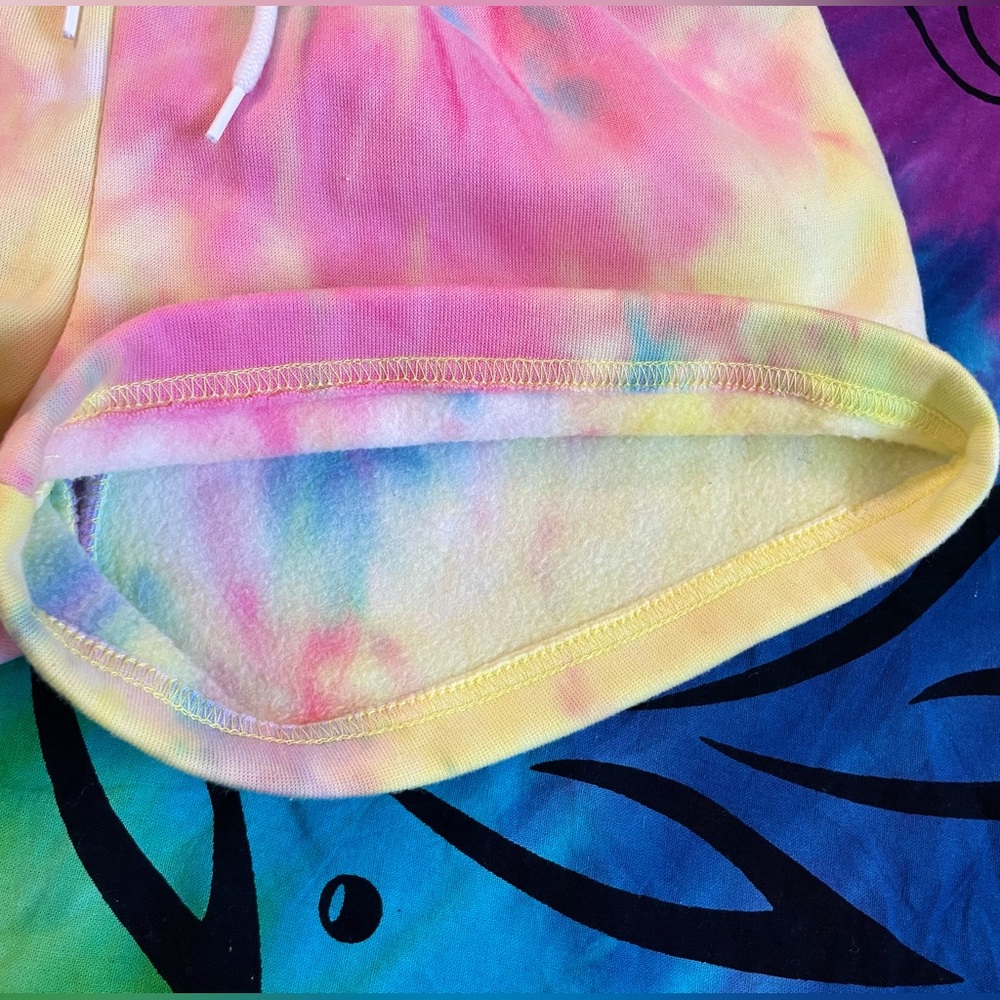Tie-Dye Sweat Shorts - Picture 2 of 3